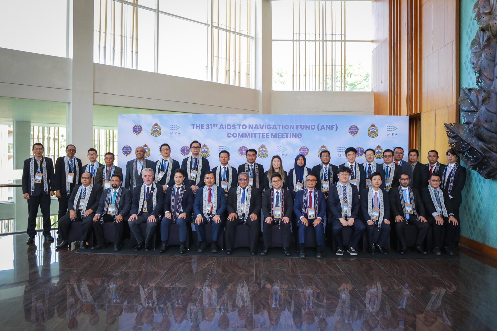 Kemenhub dan Negara Mitra bahas pemeliharaan sarana Navigasi di Selat Malaka dalam pertemuan ANF ke-31 di Lombok. Indonesia juga serahkan Sekretariat kepada Singapura untuk Periode 2025-2026.