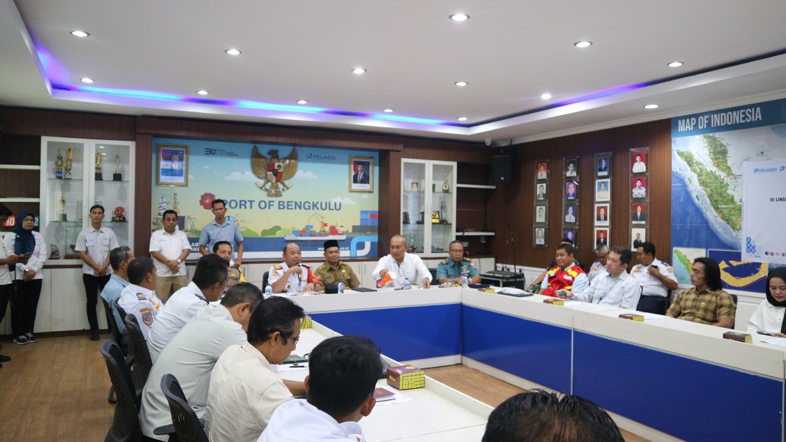 Strategi implementasi HSSE serta langkah-langkah mitigasi risiko selalu dijalankan guna memastikan operasional pelabuhan dapat berlangsung dengan aman, sehat dan efisien.
