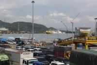 Minimalisir antrian di pelabuhan, pengguna jasa diminta datang ke pelabuhan sesuai jadwal tertera di tiket.