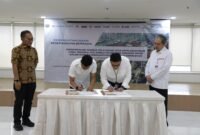 Telah berlangsung penandatanganan Kesepakatan Bersama untuk pengendalian kinerja pelayanan jasa kepelabuhanan di Pelabuhan Tanjung Priok, pada Kamis 22 Mei 2025.