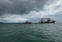 Kapal keruk besar tiba, Pelindo siap laksanakan penugasan normalisasi alur pelayaran Pelabuhan Pulau Baai Bengkulu.