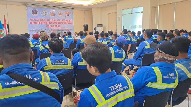 TKBM Tanjung Priok Gelar Pelatihan dan Sertifikasi Kompetensi, dalam upaya siapkan SDM Unggul dan wujudkan Zero Insiden di Pelabuhan.