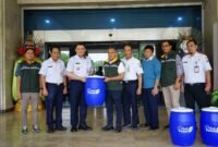 Laksanakan kegiatan program TJSL, PT Pelindo Regional 2 Tanjung Priok memberikan bantuan Taman Pelindo Peduli dan bantuan.