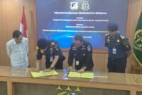 Pangkalan KPLP Tanjung Priok dan Kejaksaan Negeri Jakarta Utara Tandatangani Kesepakatan Bersama dalam upaya penegakan hukum lalu lintas perairan dan laut.