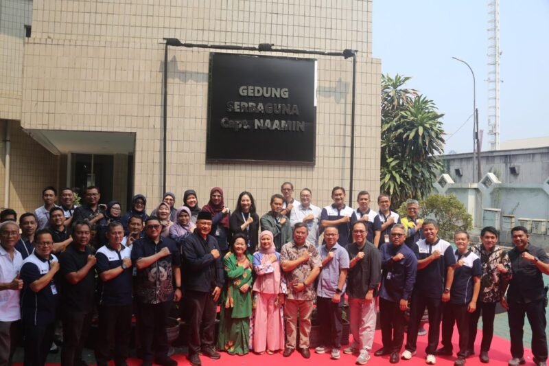 Penghormatan lintas generasi sekaligus momentum mendorong lahirnya generasi baru insan pelabuhan Indonesia